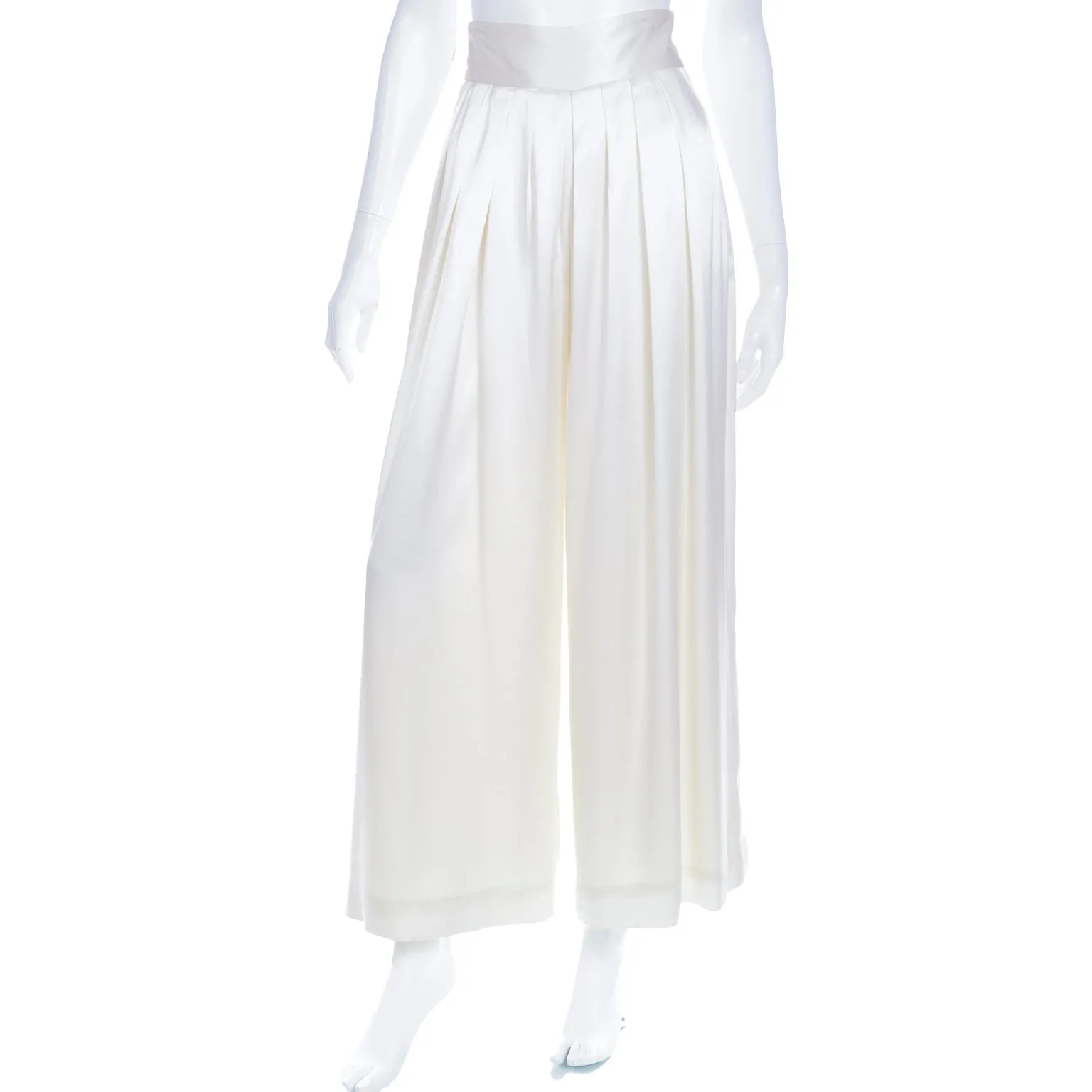 1990s Carmen Marc Valvo Ivory High Waisted  Pants and Sleeveless Top