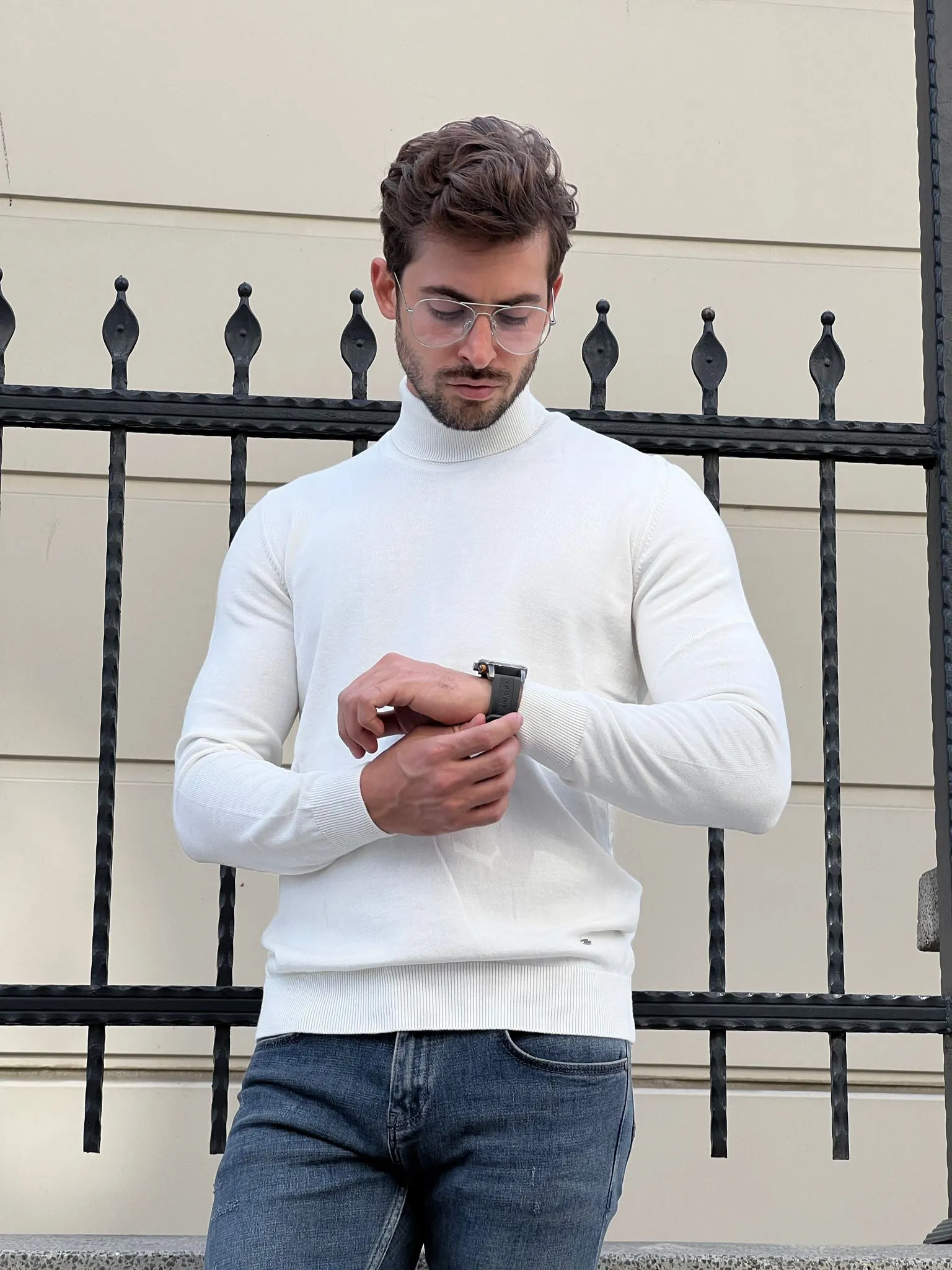 Bojoni Astoria Slim Fit White Turtleneck Sweater