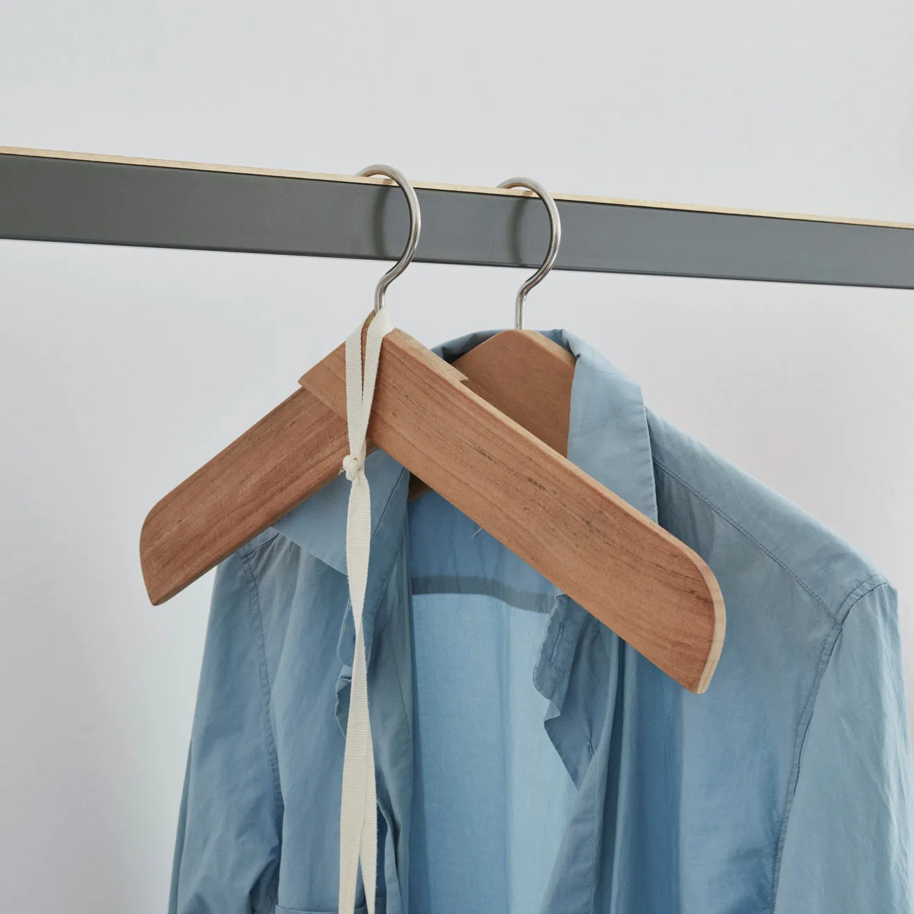 Collar Hanger