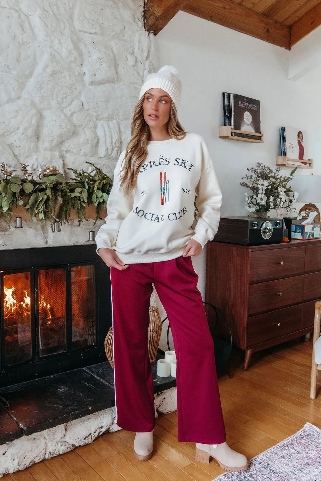 Cream Apres Ski Graphic Sweatshirt