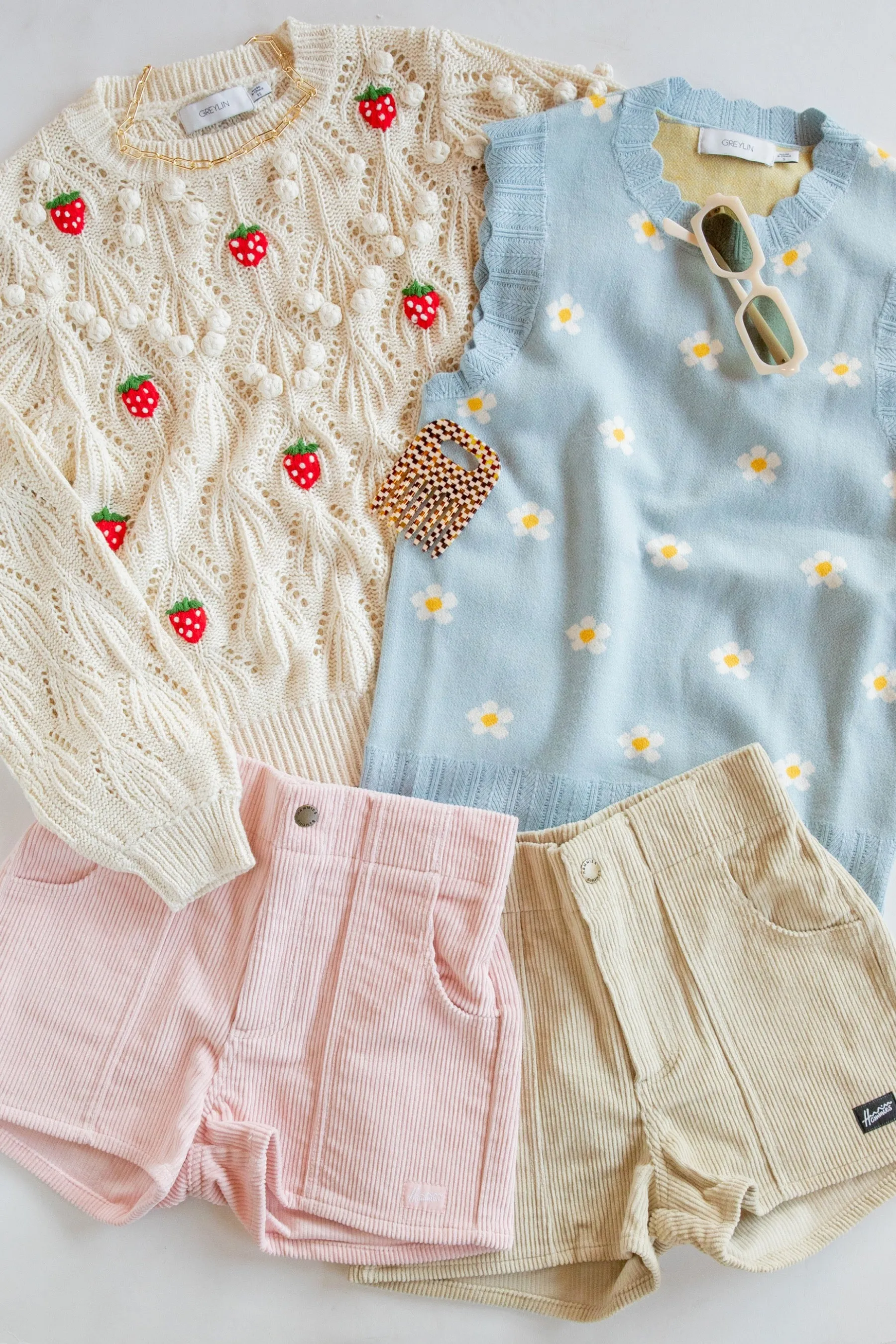 Daisy Scalloped Sweater Tank