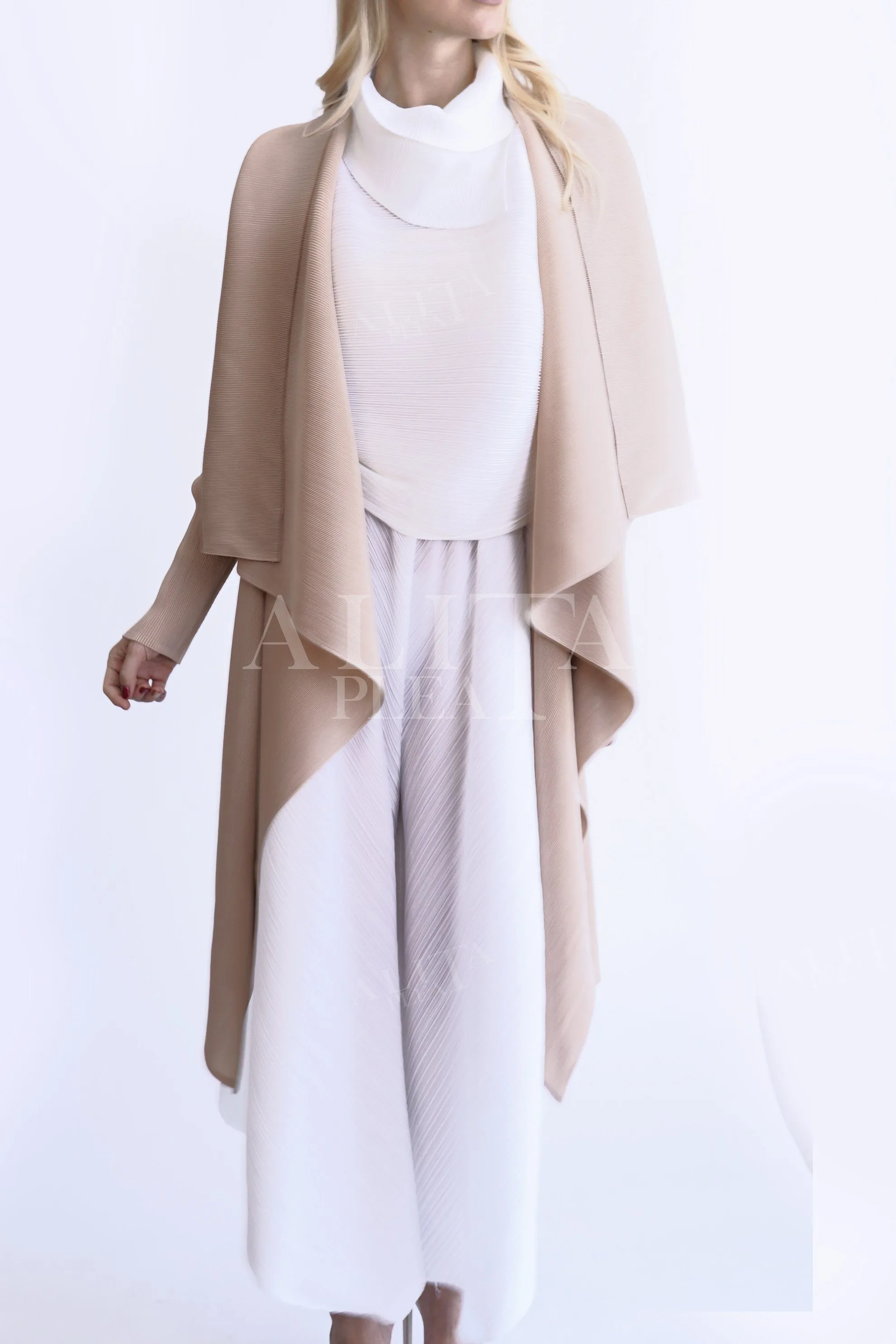 Eda Long Pleated Cardigan