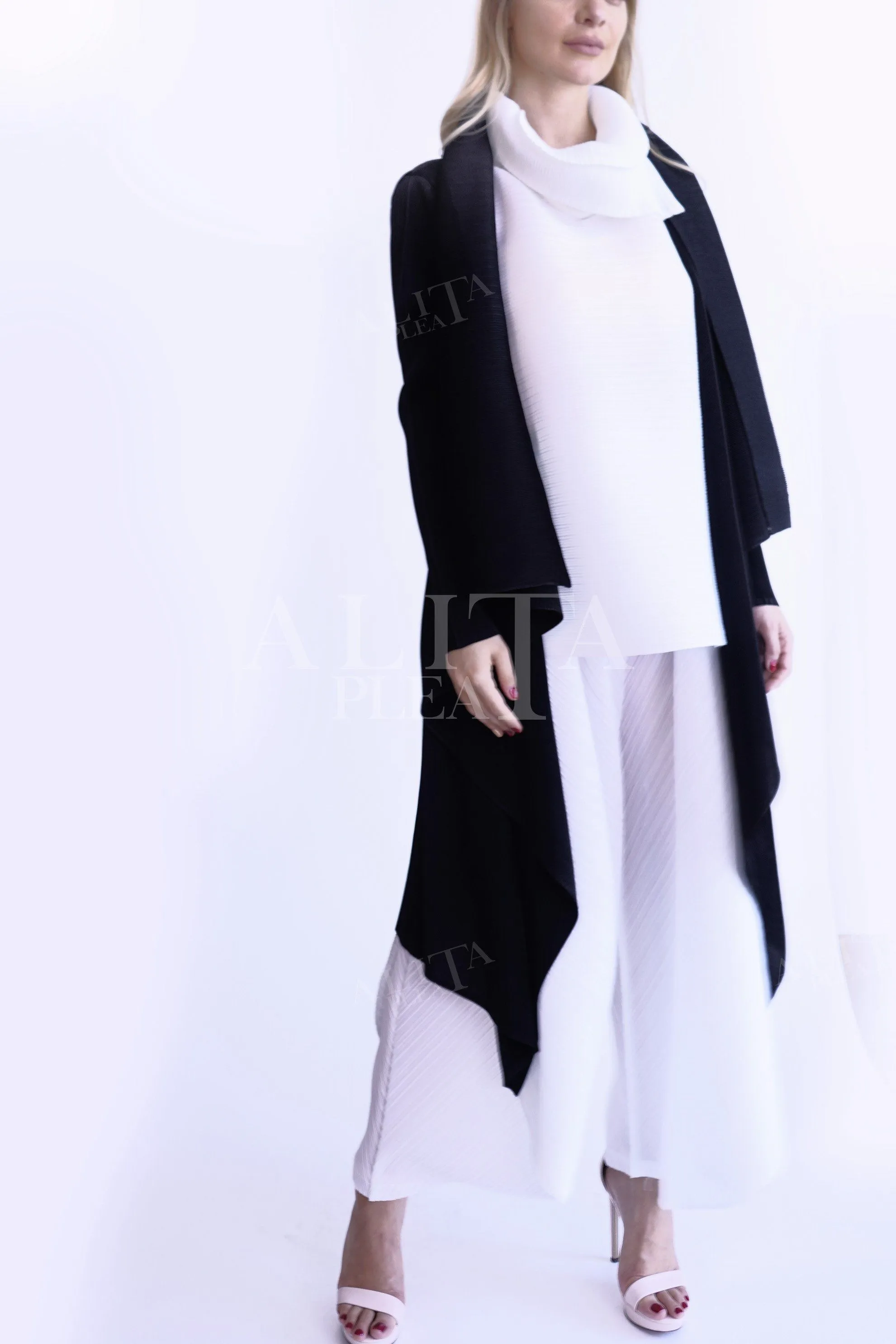 Eda Long Pleated Cardigan