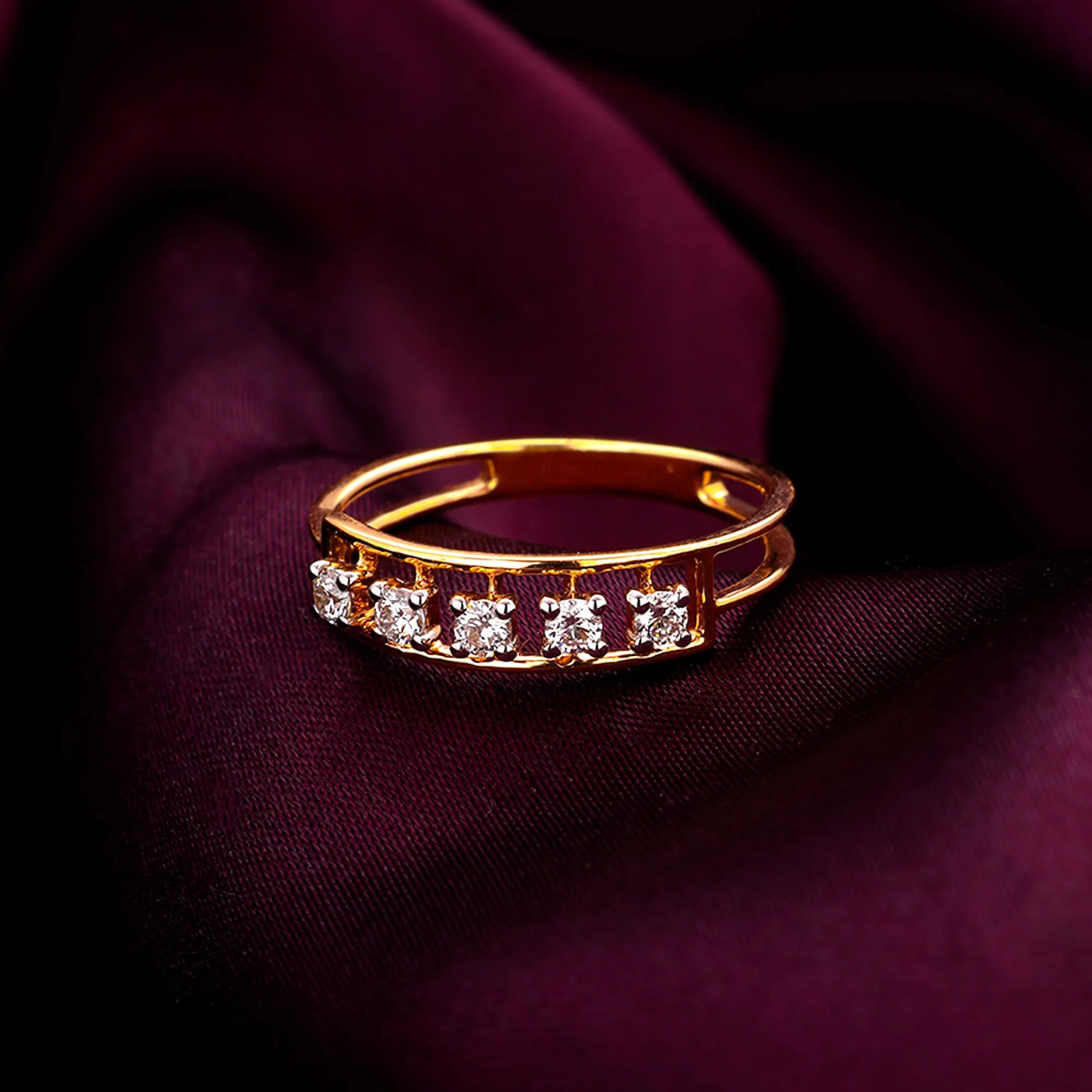 Gold Dazzling Diamond Ring