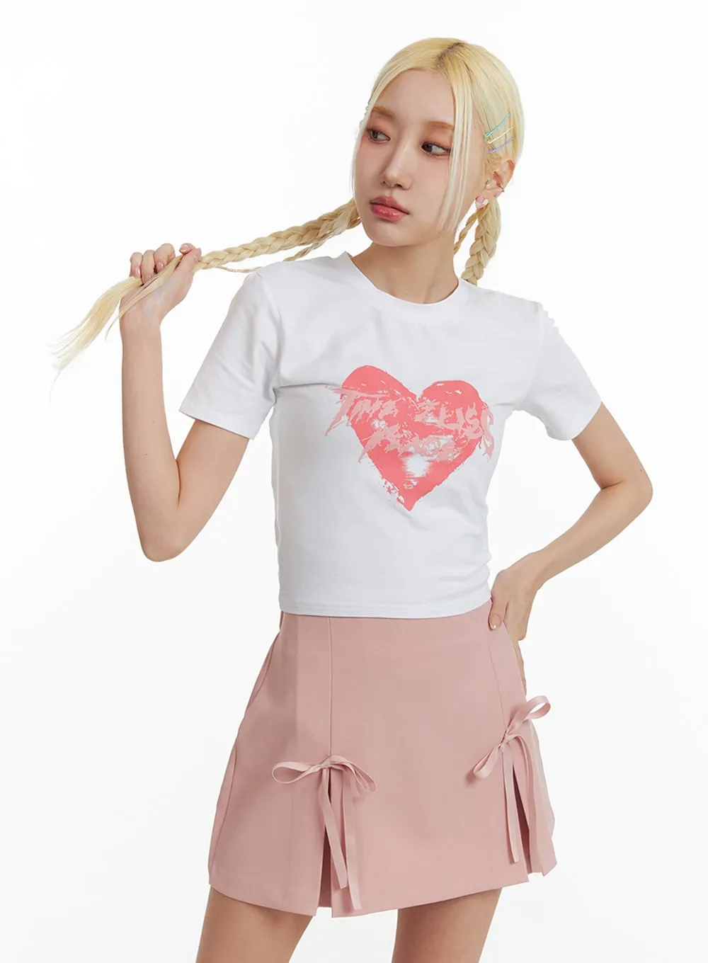 Heart Graphic T-Shirt IF408