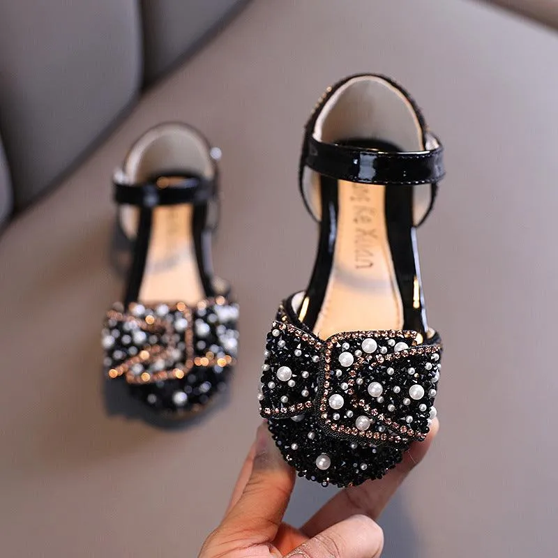 Pearl-Embellished Princess Shoes Perfect Match for Dreamy Dresses