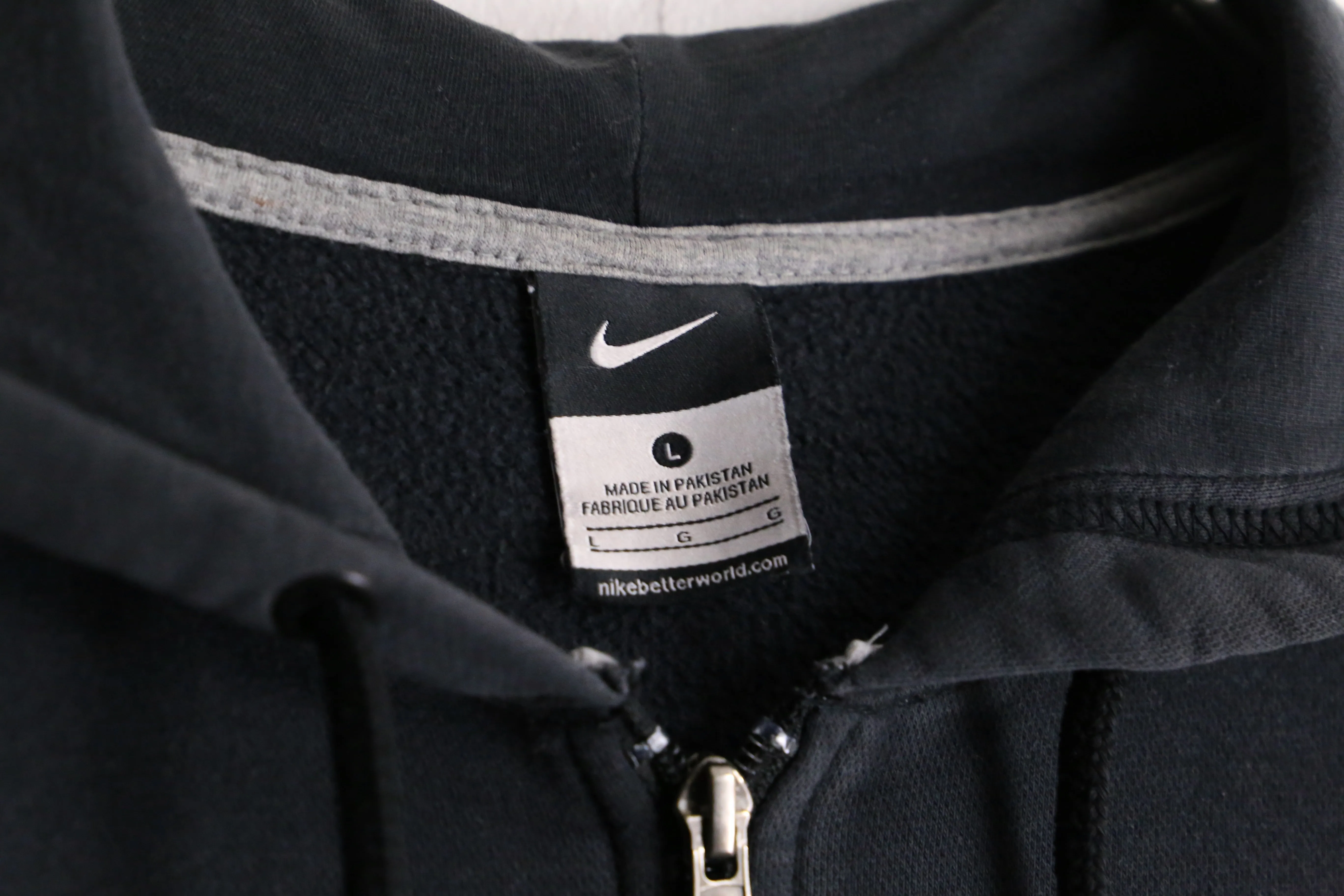 "NIKE" black color logo design parka