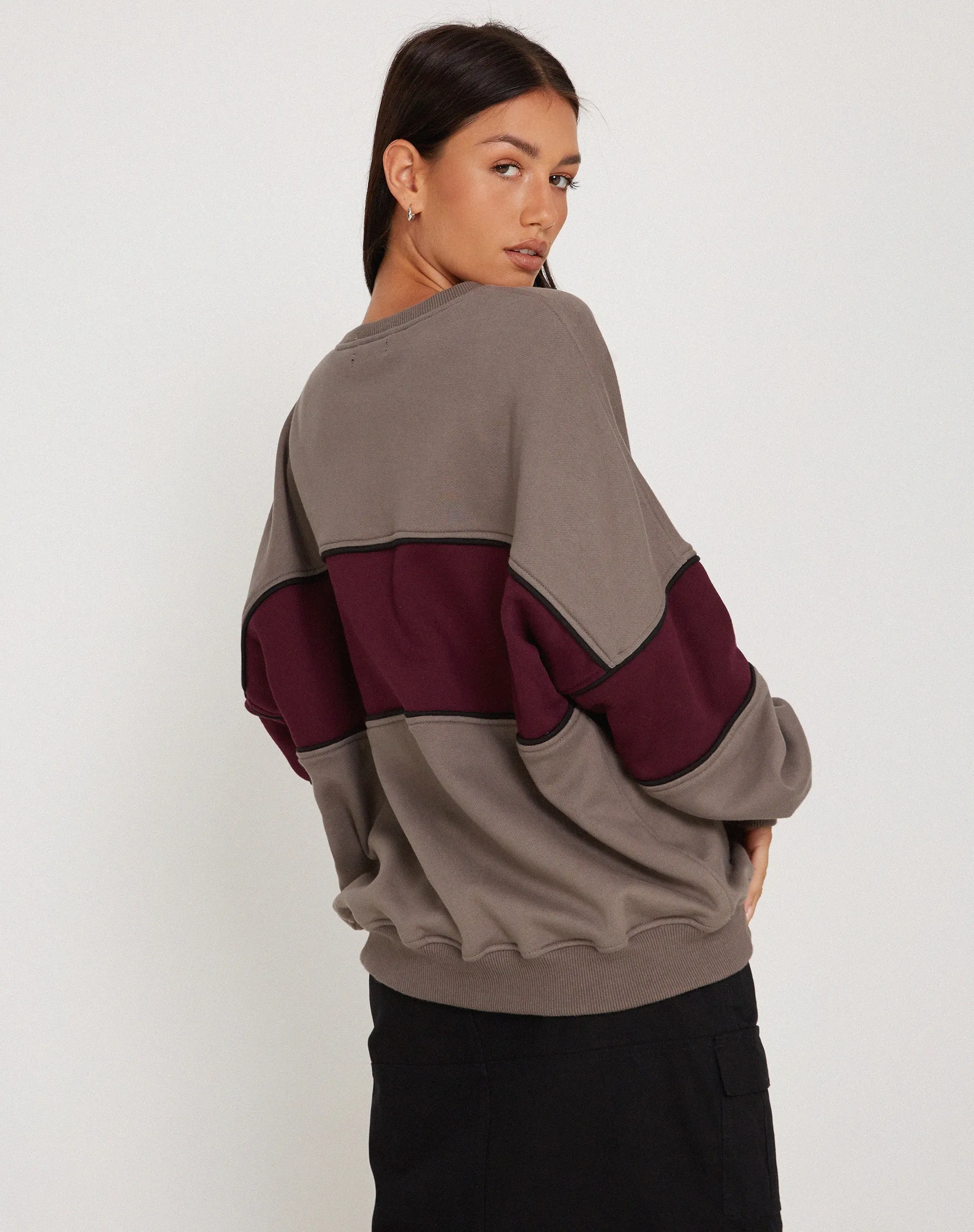 Samara Sweatshirt in Cloudburst Oxblood Black