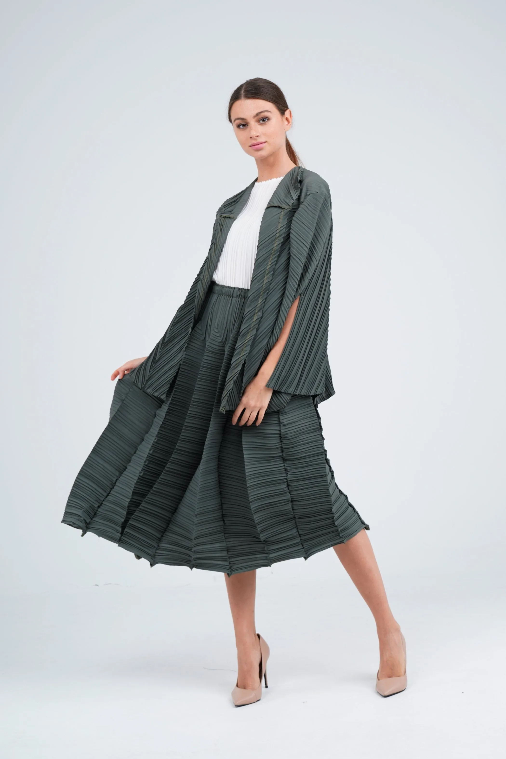 Symphony Pleated Cardigan With Open Sleeves