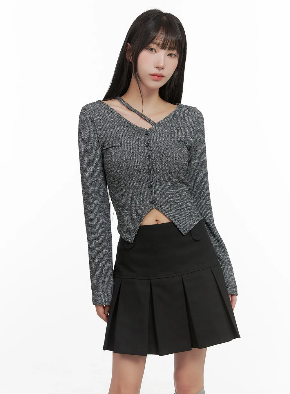 V-Neck Buttoned Crop Cardigan CG430