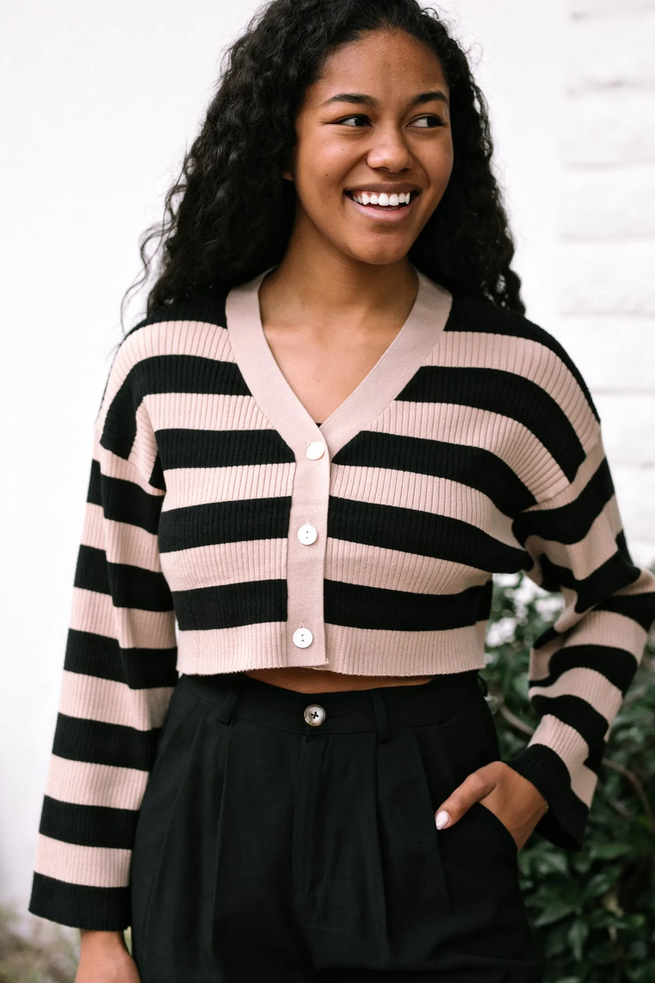 Verona Cropped V-Neck Cardigan